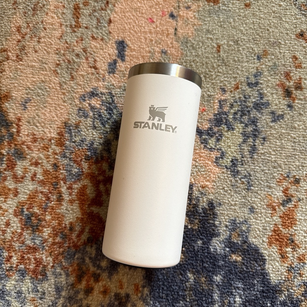 Stanley every day slim insulated can cooler in frost
